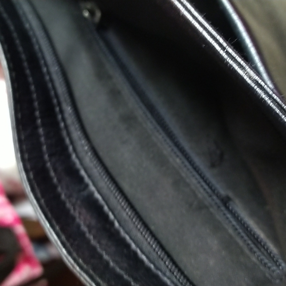 Purse - Picture 3 of 3